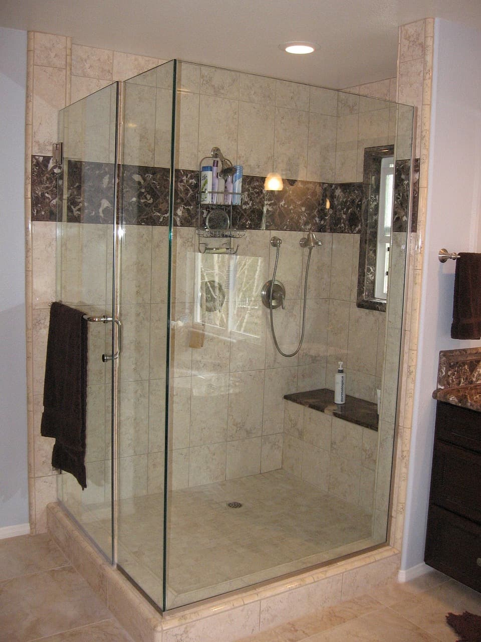 Marble-Look Porcelain